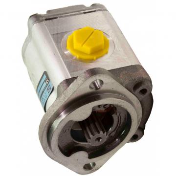 John Deere 490D Hydraulic Final Drive Motor